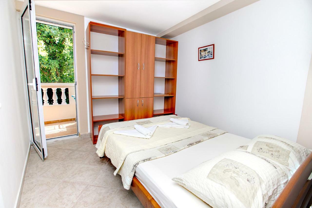 Apartments Villa Popovic โกตอร์ ภายนอก รูปภาพ