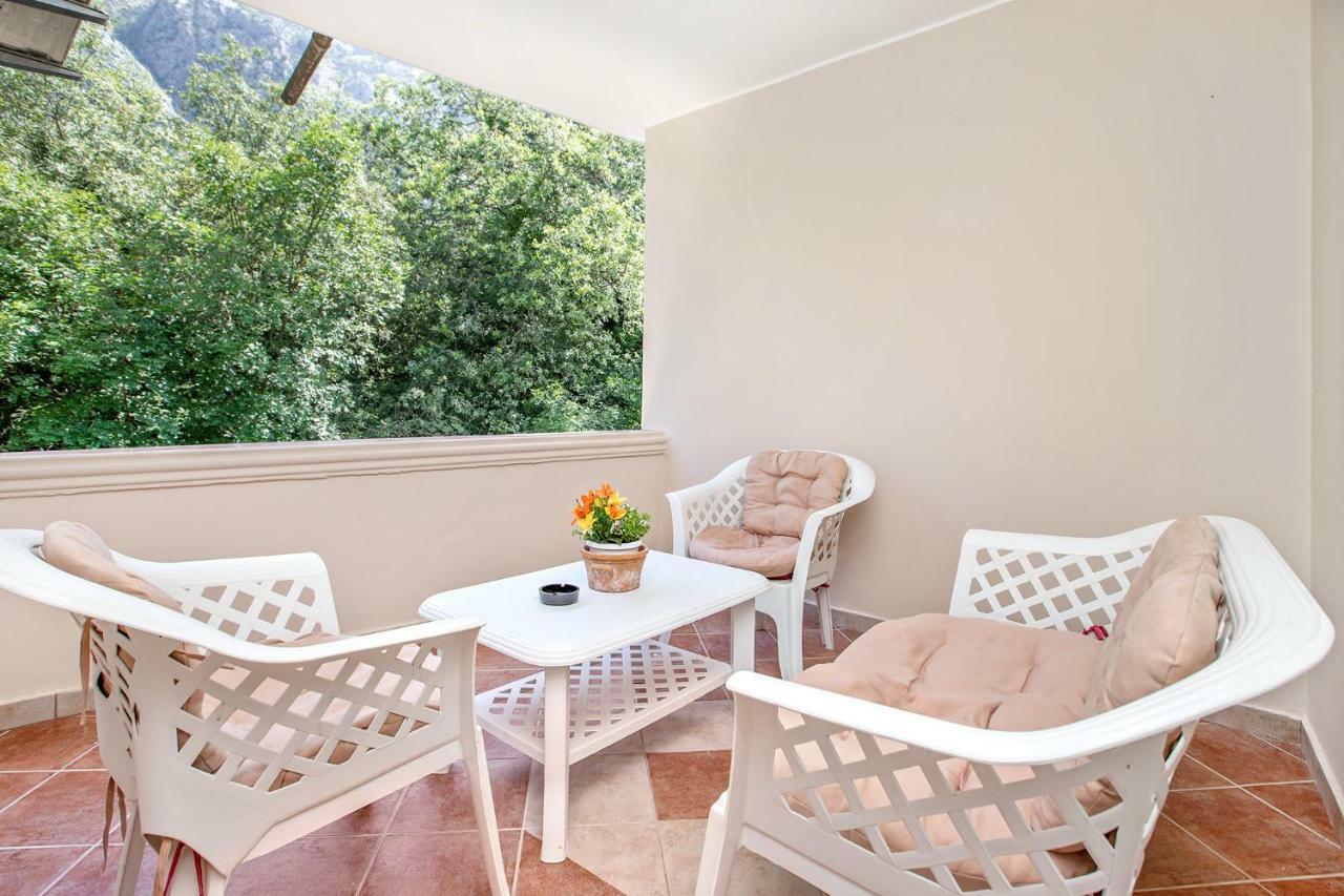 Apartments Villa Popovic โกตอร์ ภายนอก รูปภาพ