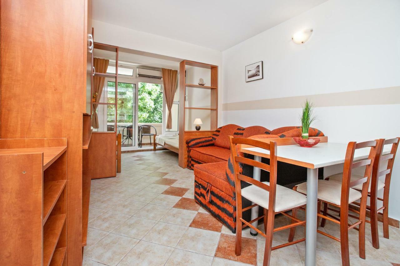 Apartments Villa Popovic โกตอร์ ภายนอก รูปภาพ