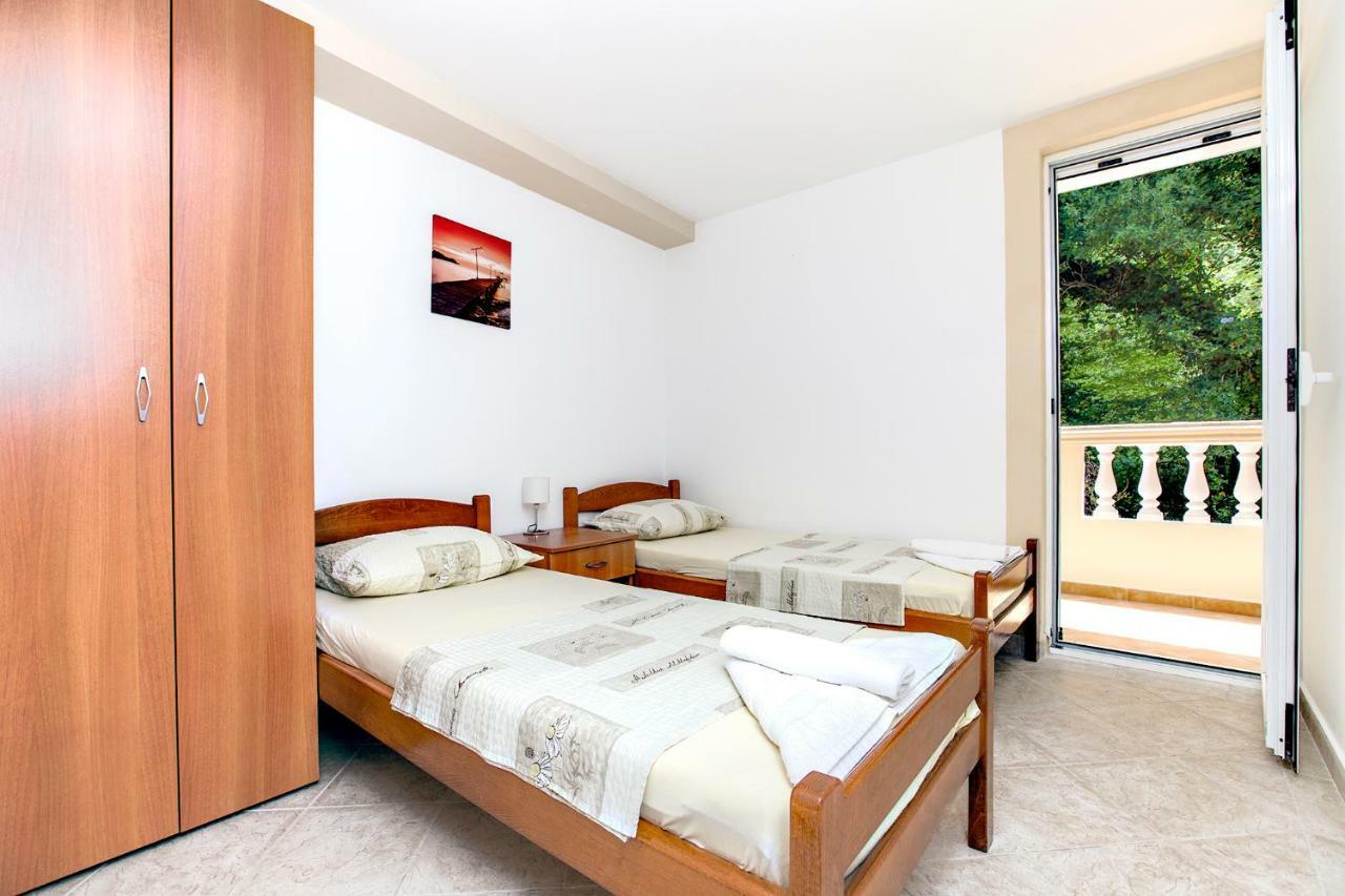 Apartments Villa Popovic โกตอร์ ภายนอก รูปภาพ