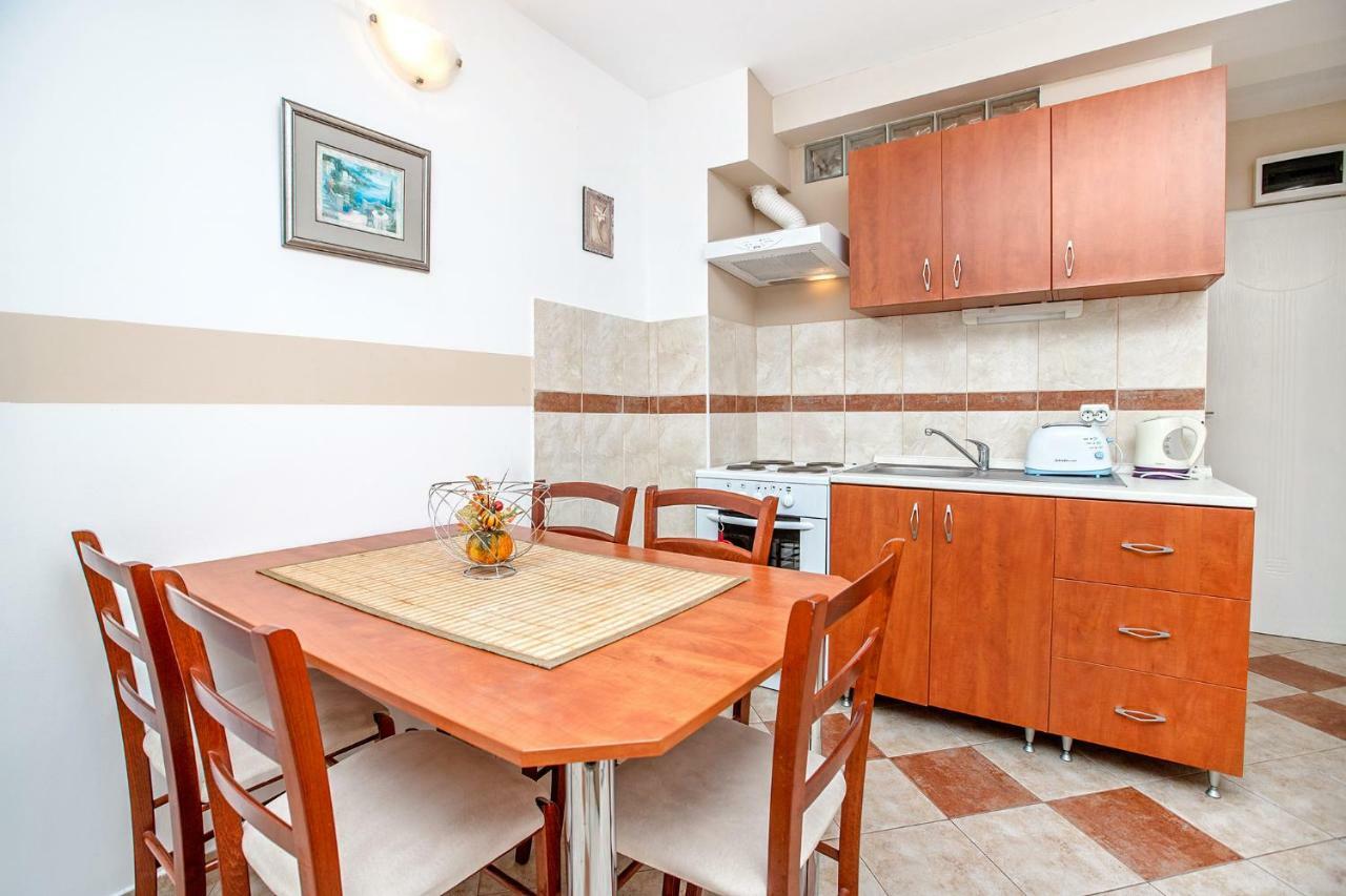 Apartments Villa Popovic โกตอร์ ภายนอก รูปภาพ