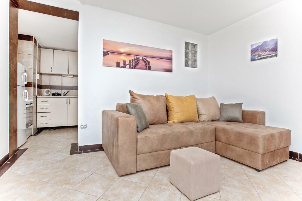 Apartments Villa Popovic โกตอร์ ภายนอก รูปภาพ