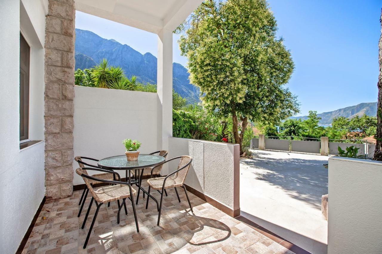 Apartments Villa Popovic โกตอร์ ภายนอก รูปภาพ