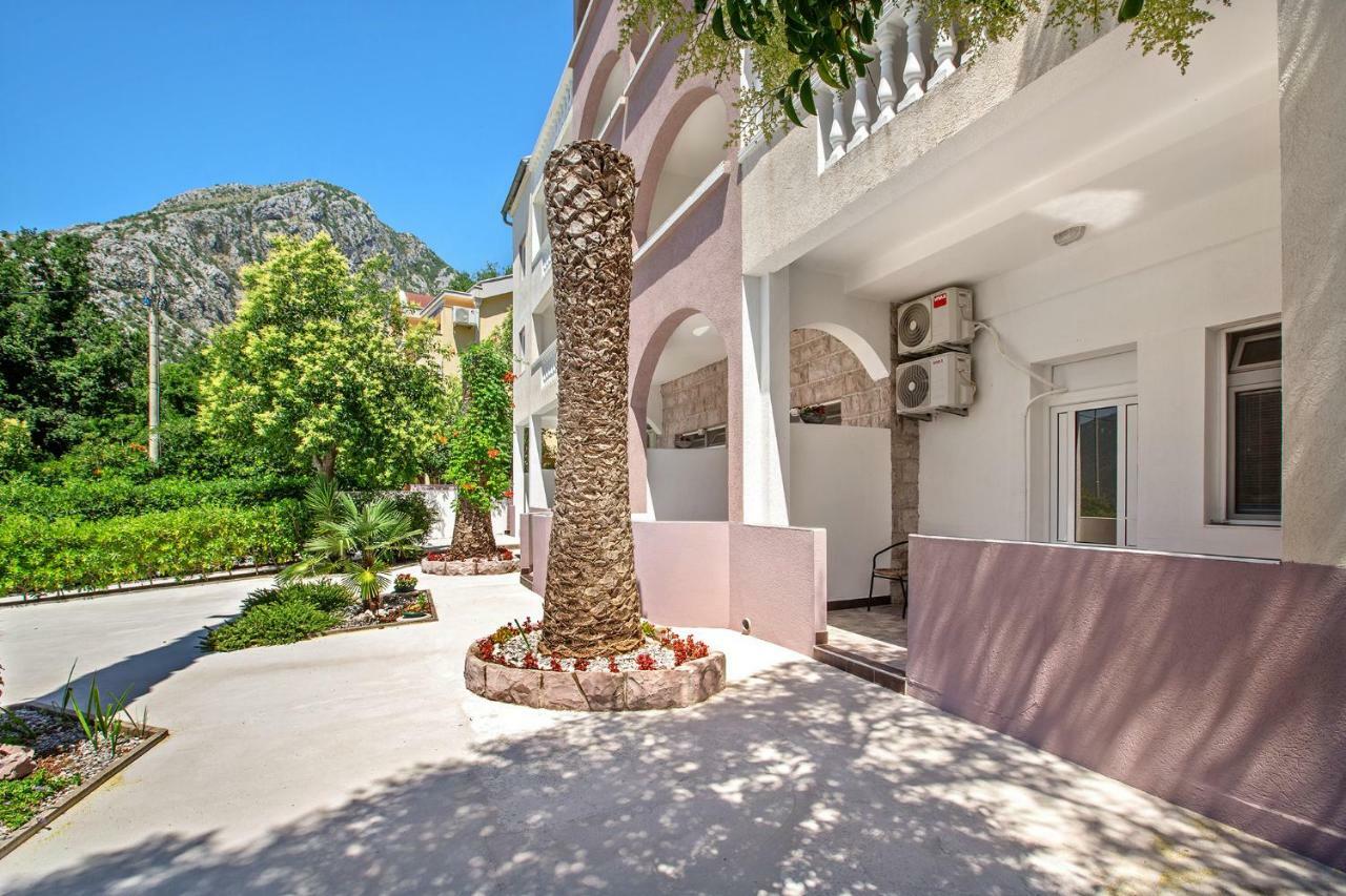 Apartments Villa Popovic โกตอร์ ภายนอก รูปภาพ